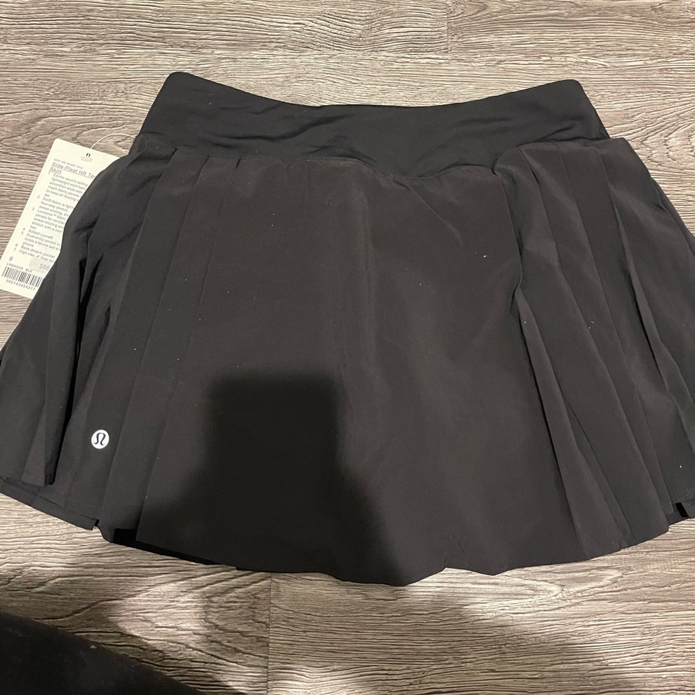 NWT Lululemon pleated tennis skirt size 8